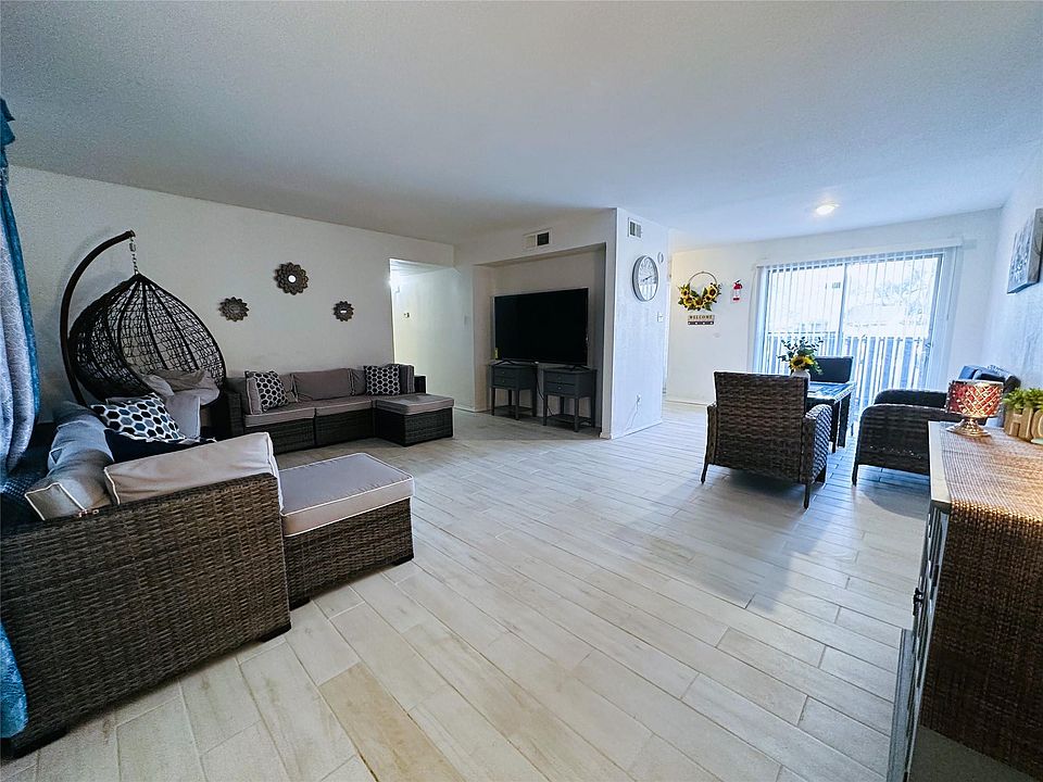 1st image of 5625 Antoine Dr #813