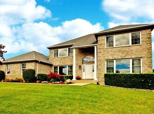 2602 Wynncrest Dr, Long Grove, IL 60047