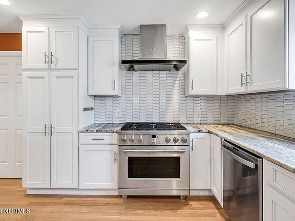 2nd image of 212 Bennington Place
