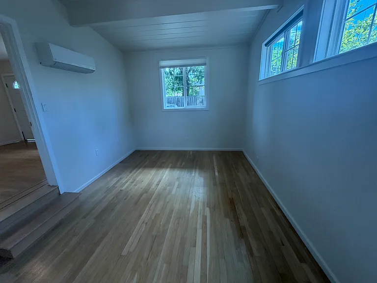 18351 Clayton Ave — Photo 26