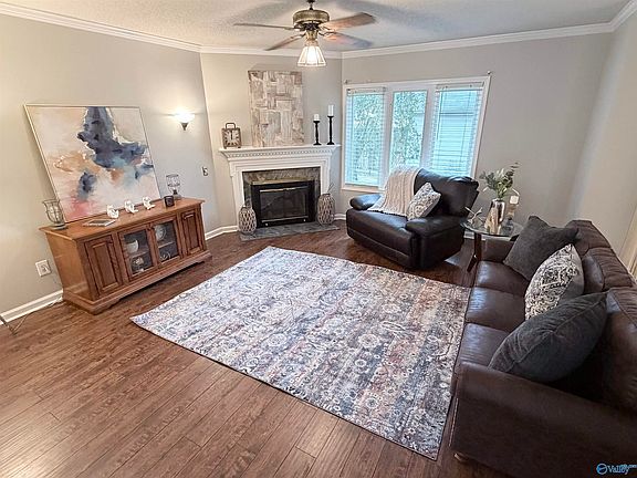 4th image of 2847 Westchester Dr SW