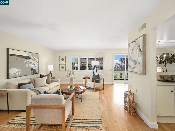 1305 Singingwood Ct APT 8, Walnut Creek, CA 94595