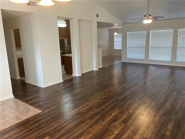 538 Moore Blvd — Photo 8