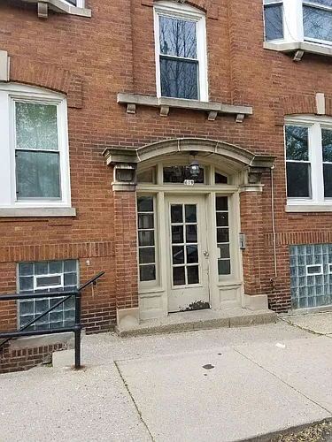 619 E Pleasant St Photo 1