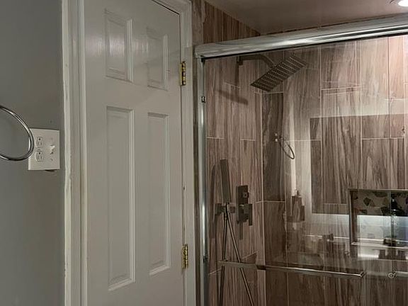 3rd image of 3740 Bel Pre Rd APT 8