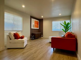 8105 La Riviera Dr, Sacramento, CA 95826