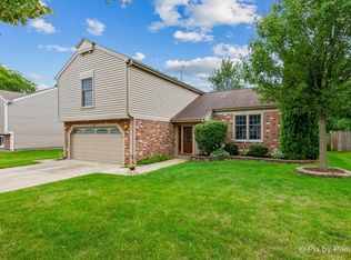 130 Wallace St, Bartlett, IL 60103