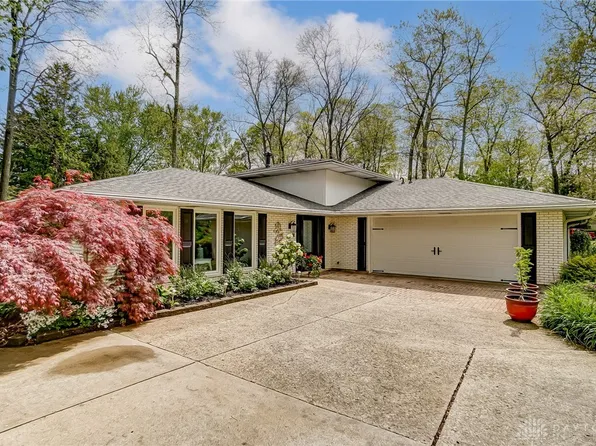 2512 Lindair Dr, Springfield, OH 45502