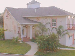 306 W 6th Ave, Mount Dora, FL 32757