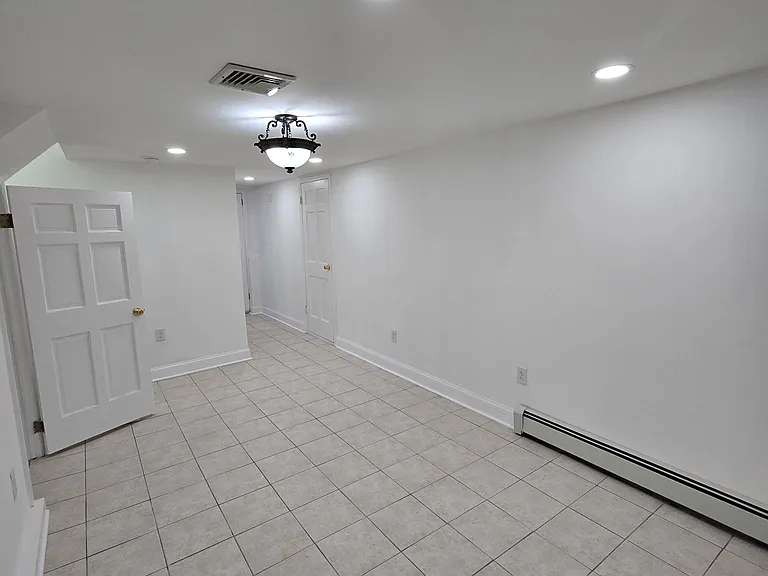 827 Savitt Pl — Photo 19