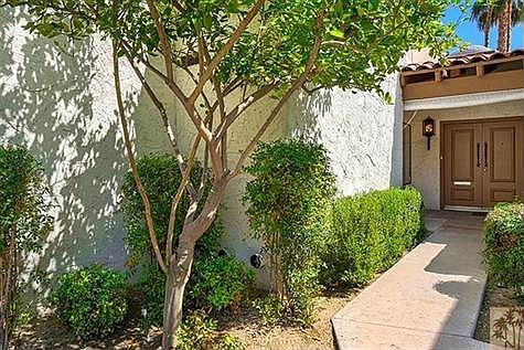 3rd image of 1360 Verano Dr