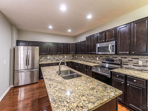5th image of 9554 Greenery Ct