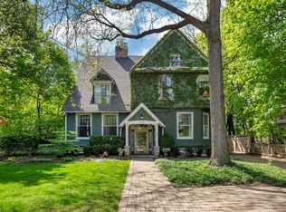 1220 Ridge Ave, Evanston, IL 60202