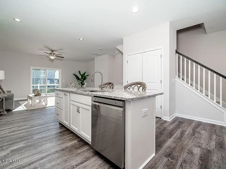 220 Gray Duck Dr — Photo 18