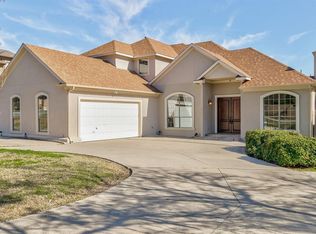 4120 Las Brisas Dr, Irving, TX 75038