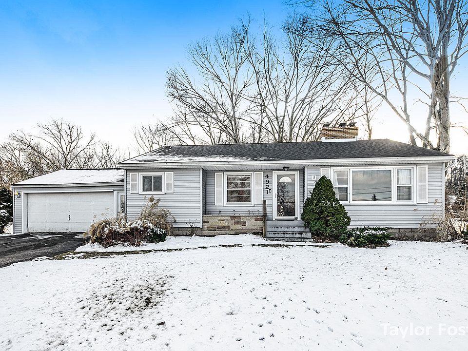 1st image of 4921 Grand River Dr NE