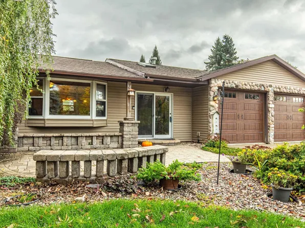 1025 S Sprecher Rd, Madison, WI 53718