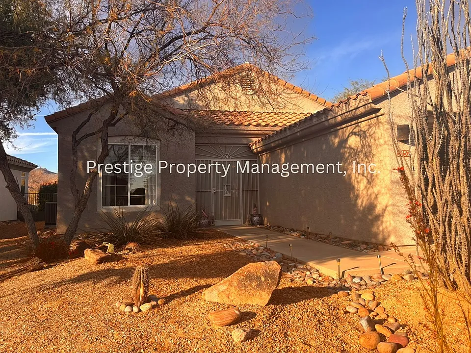 5252 W Winding Desert Dr
