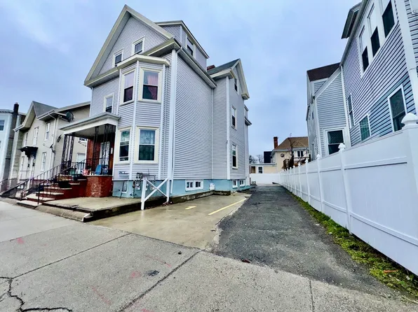 493 Summer St, Lynn, MA 01905