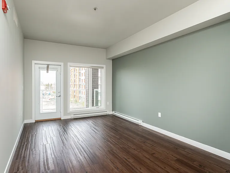 2390 McPhillips St — Photo 12
