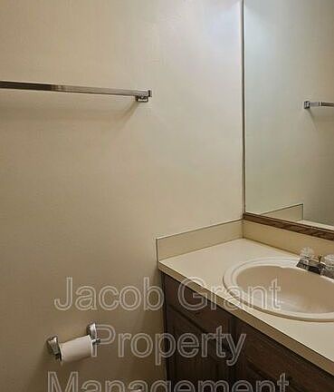5th image of 751 Whittier St