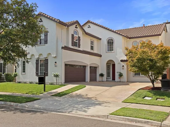 636 Stetson Dr, Oakdale, CA 95361