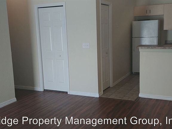 5th image of 353 Port Pleasant Dr