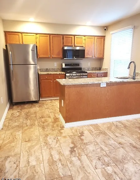330 Carnegie Ct — Photo 10