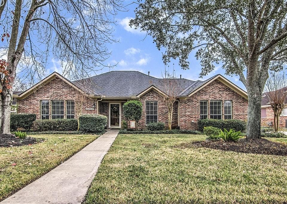 1st image of 2703 Janet Ct