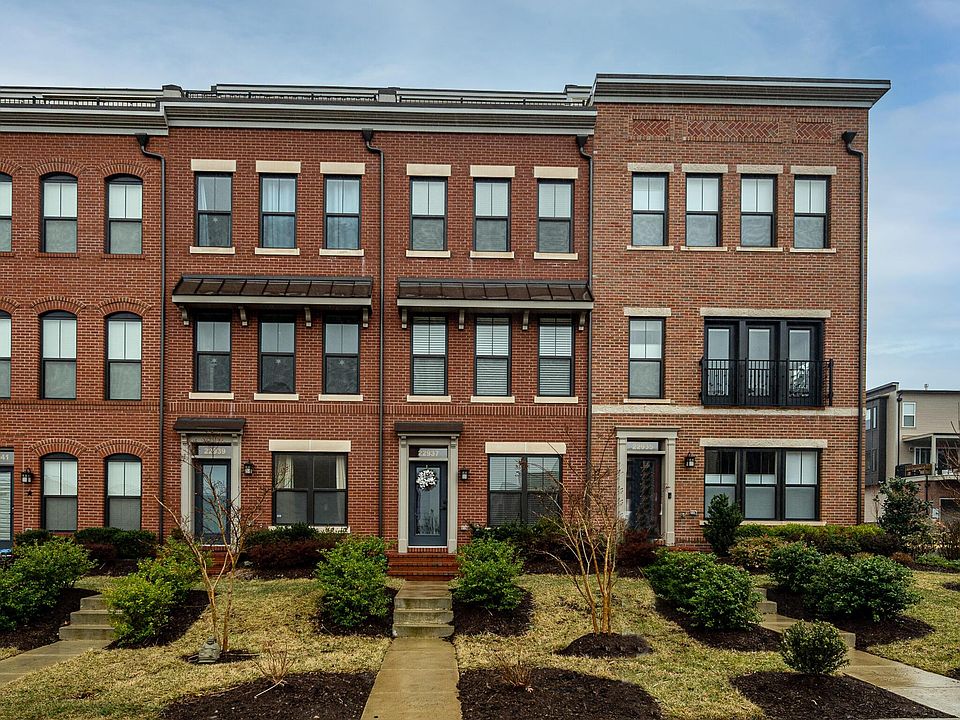 1st image of 22937 Sullivans Cove Sq