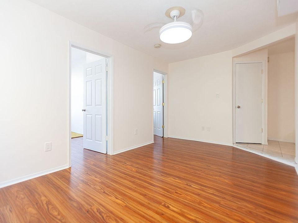 1st image of 200 Bay 22 St #C3