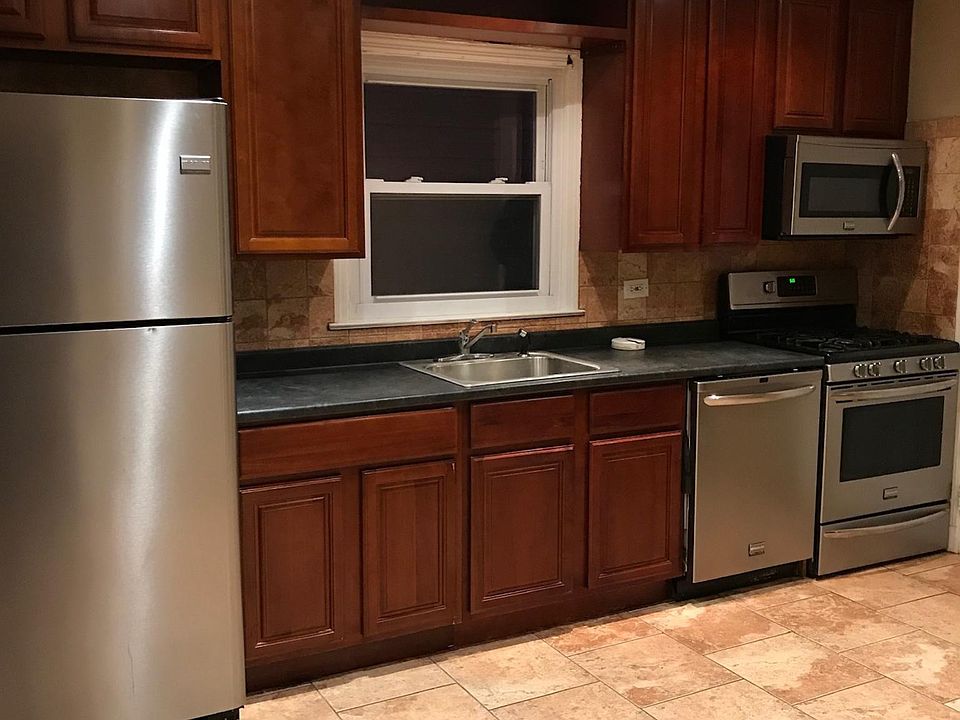 1st image of 58 Lake Ave #2