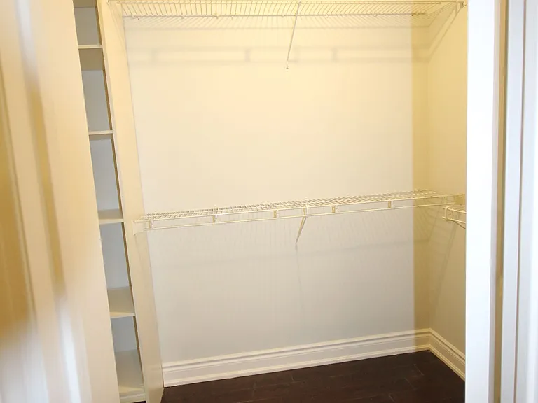10 McDougall Ct — Photo 23