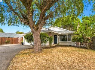 1424 SW 209th Ave, Beaverton, OR 97003