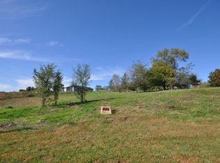5517 SW Lake Ridge Dr, West Des Moines, IA 50265