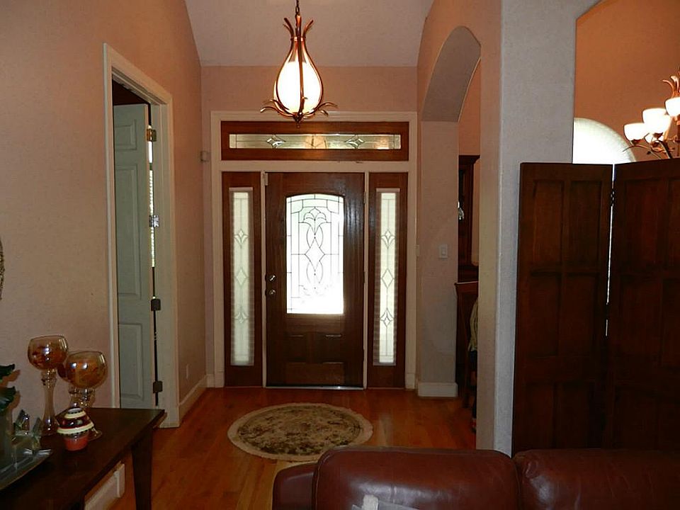 Stunning entry