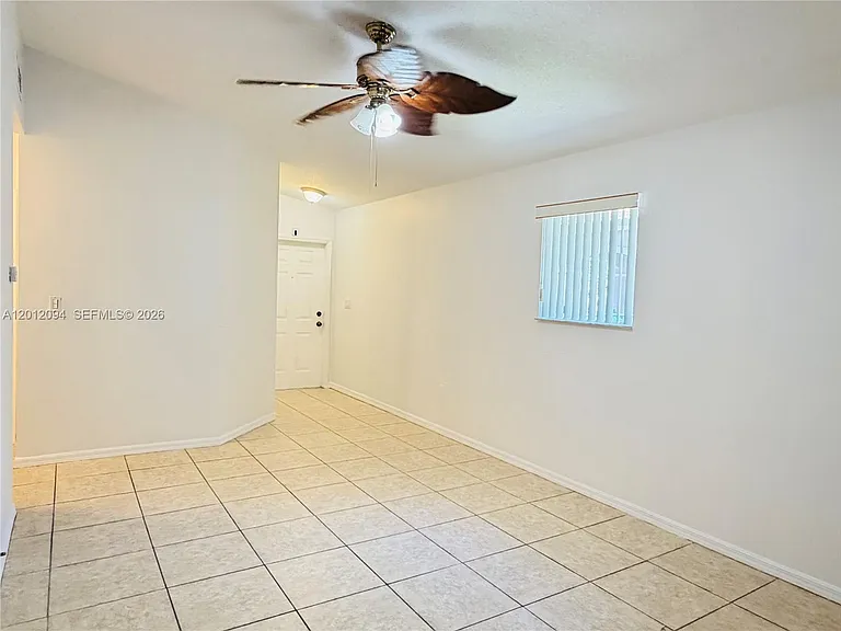 1300 SE 31st Ct #201-36 — Photo 2