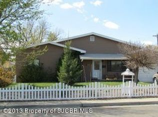 913 N Watson Ave, Farmington, NM 87401