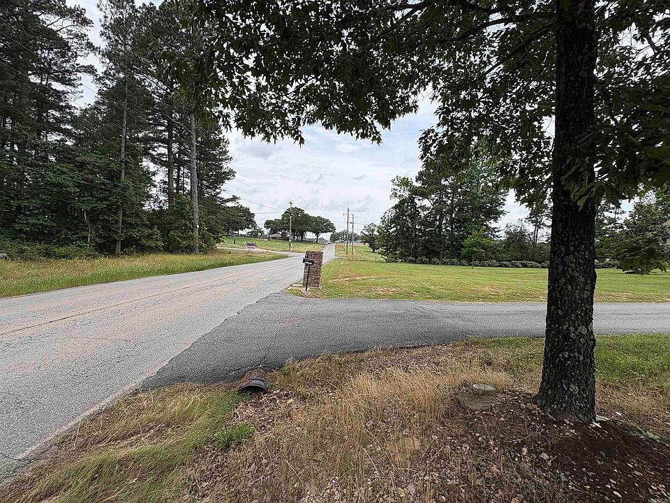 1st image of 8 Northlake Rd