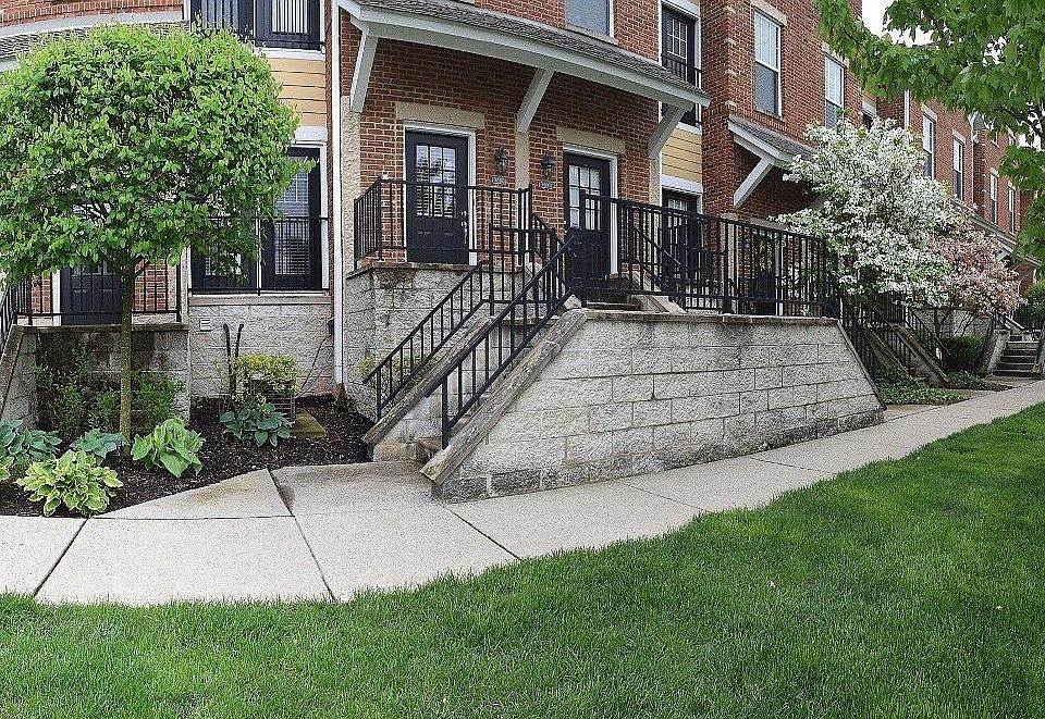 1st image of 6566 Reserve Dr