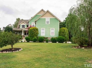 1601 McLaurin Ln, Fuquay Varina, NC 27526