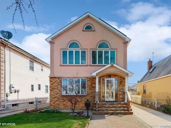 78-35 266th Street, Glen Oaks, NY 11004