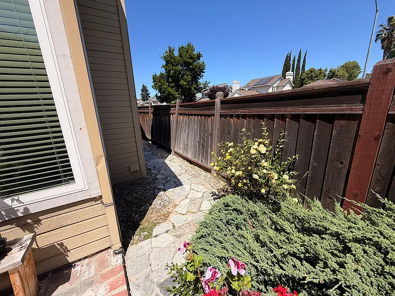 3906 Eilene Ct — Photo 25