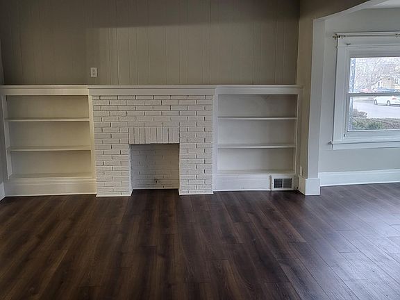3rd image of 460 Colvin Ave
