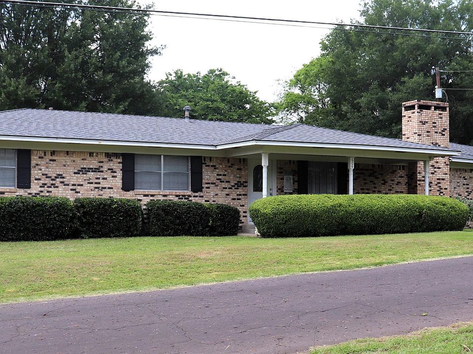 1st image of 604 Wells Rd