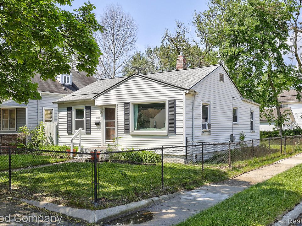 1st image of 23465 Hazelwood Ave
