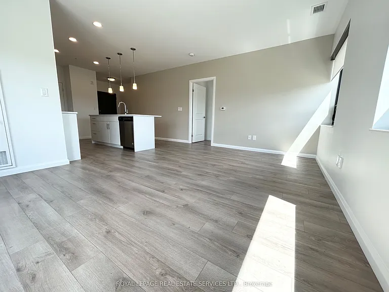 144 Watson Rd N #301 — Photo 10