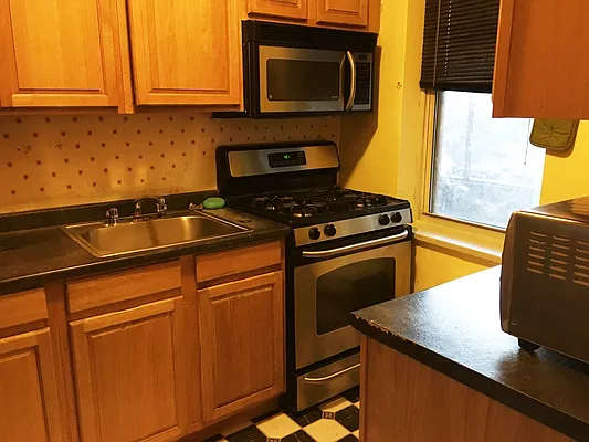 Sold by Keller Williams Realty Landmark | media 65