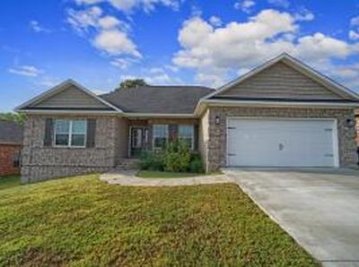 (Undisclosed Address), Russellville, AR, 72802