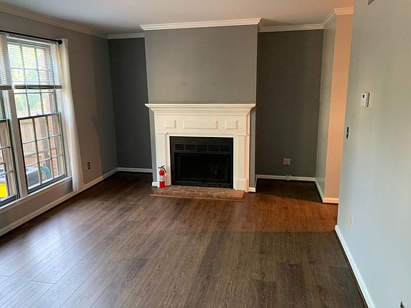 2nd image of 2300 18th Ave S